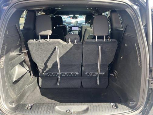 2023 Chrysler Pacifica Touring