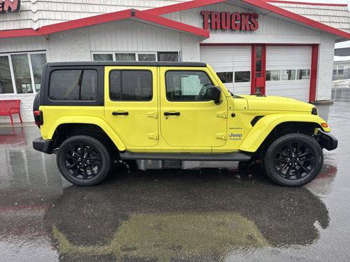 2022 Jeep Wrangler Unlimited 4xe Sahara