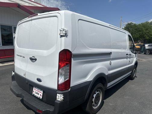 2015 Ford Transit-250 Base