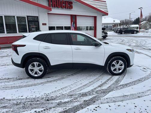 2024 Chevrolet Trax LS