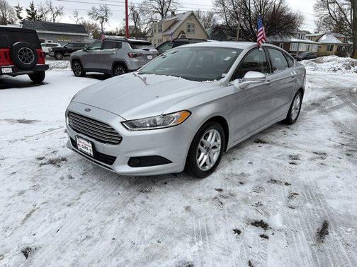 2014 Ford Fusion SE
