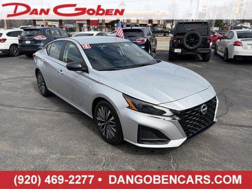 Brilliant Silver Metallic 2024 Nissan Altima 2.5 SV