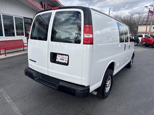 2022 Chevrolet Express 2500 RWD 2500 Regular Wheelbase WT