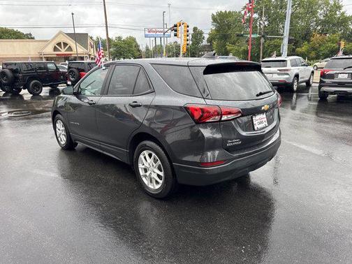 2022 Chevrolet Equinox LS
