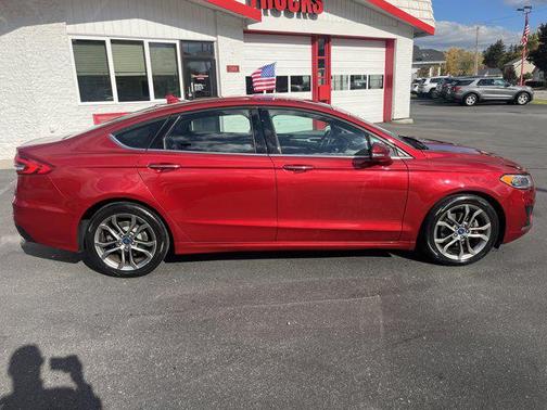 2020 Ford Fusion SEL