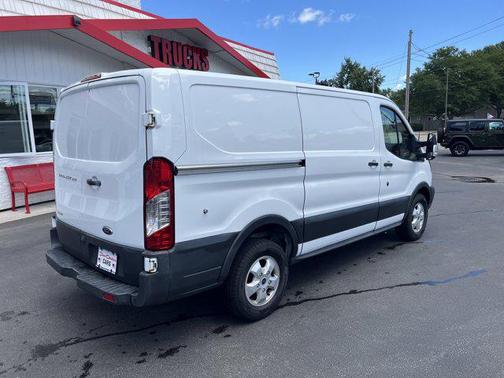 2018 Ford Transit-250 Base