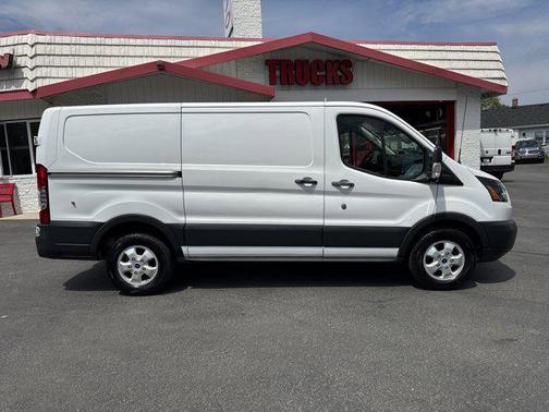 2018 Ford Transit-250 Base