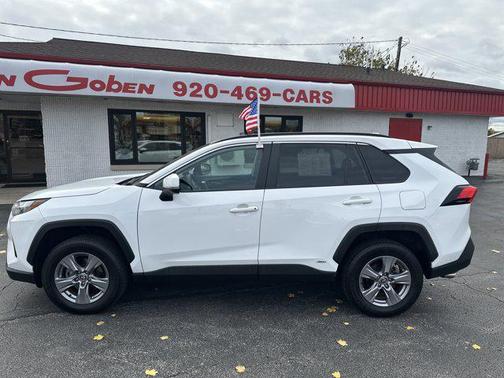 2022 Toyota RAV4 Hybrid XLE