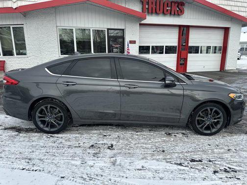 2020 Ford Fusion SEL