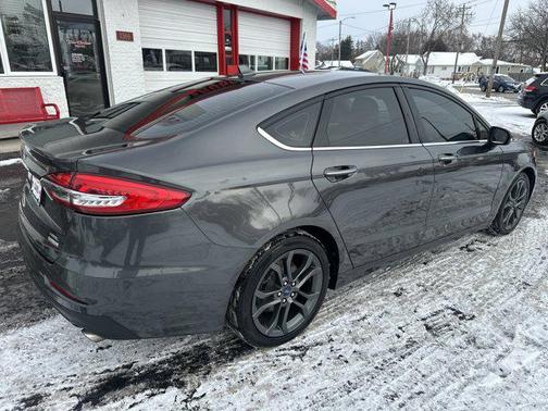 2020 Ford Fusion SEL