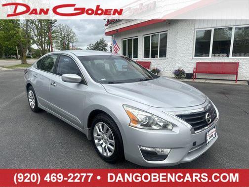 Brilliant Silver Metallic 2014 Nissan Altima 2.5 S