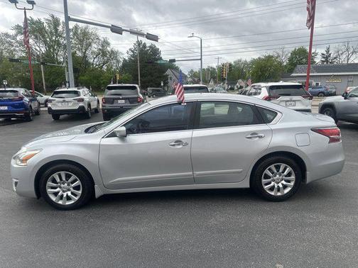 Brilliant Silver Metallic 2014 Nissan Altima 2.5 S