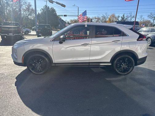 2022 Mitsubishi Eclipse Cross LE