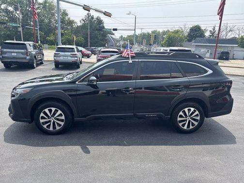 2023 Subaru Outback Premium
