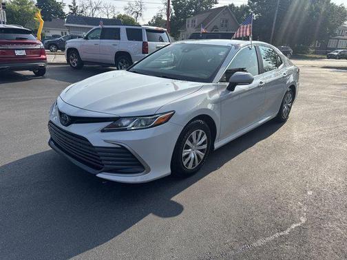 2022 Toyota Camry LE