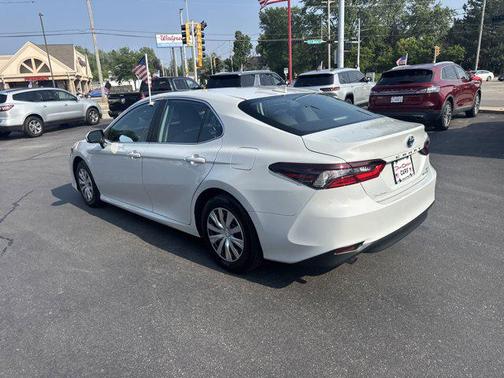 2022 Toyota Camry LE