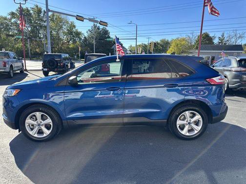2021 Ford Edge SE