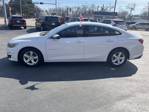 Summit White 2023 Chevrolet Malibu 1LS