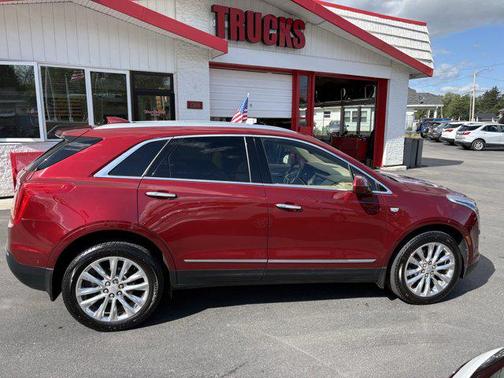 2018 Cadillac XT5 Platinum