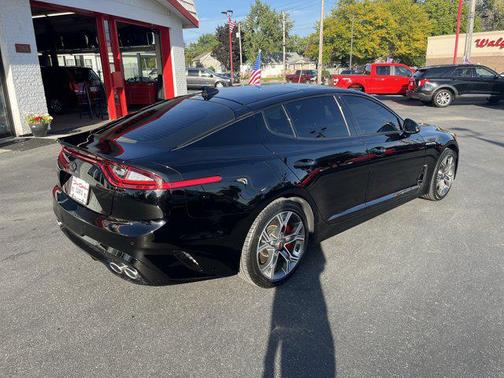2019 Kia Stinger GT2