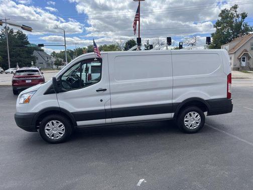2017 Ford Transit-250 Base