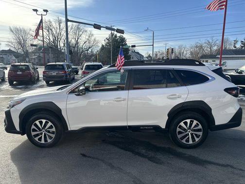 2024 Subaru Outback Premium