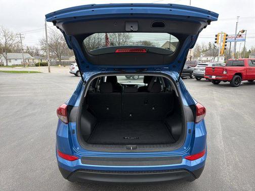 Caribbean Blue 2017 Hyundai TUCSON SE