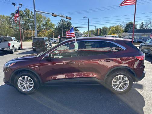 2021 Ford Escape SE