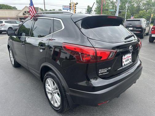 2018 Nissan Rogue Sport SV