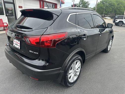 2018 Nissan Rogue Sport SV