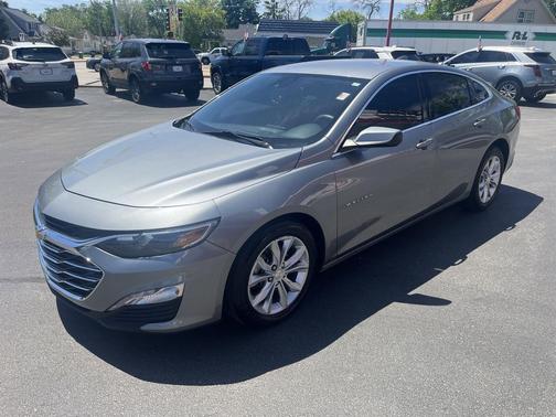 Sterling Gray Metallic 2023 Chevrolet Malibu FWD 1LT