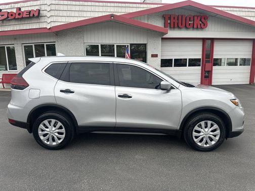 2020 Nissan Rogue S