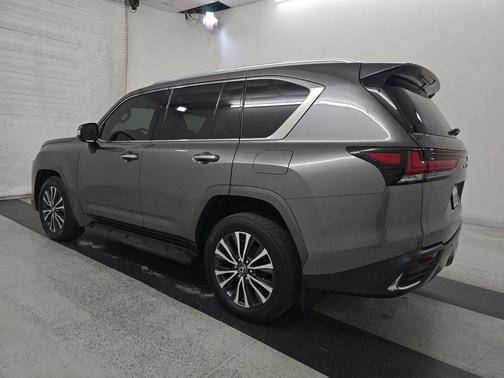 2024 Lexus LX 600 Premium
