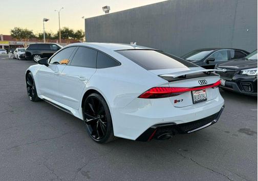 2021 Audi RS 7 4.0T