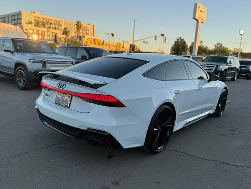 2021 Audi RS 7 4.0T