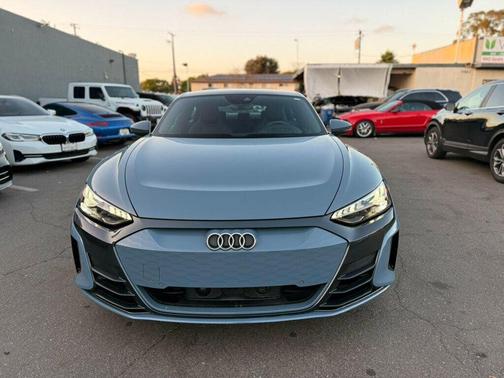 2023 Audi e-tron GT Premium Plus quattro
