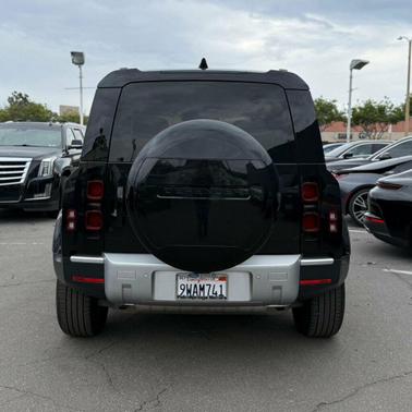 2024 Land Rover Defender 110 P300