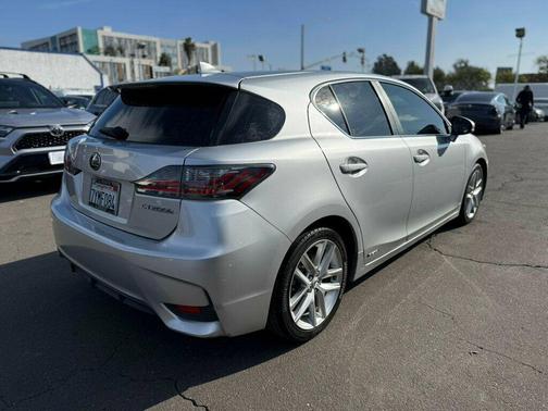 2016 Lexus CT 200h Base