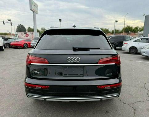2022 Audi Q5 40 Premium Plus