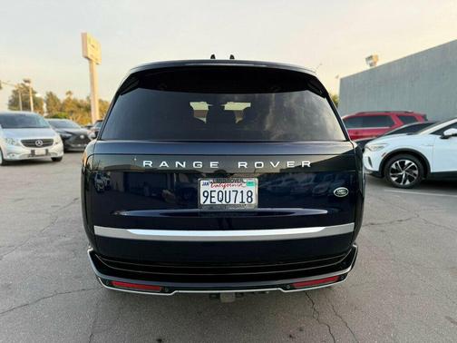 Varesine Blue Mettalic 2023 Land Rover Range Rover