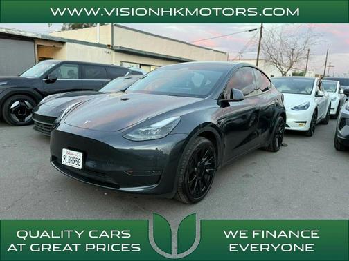 2024 Tesla Model Y 