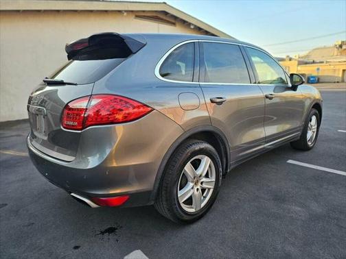 2014 Porsche Cayenne Base