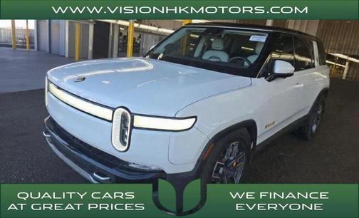 2023 Rivian R1S Adventure