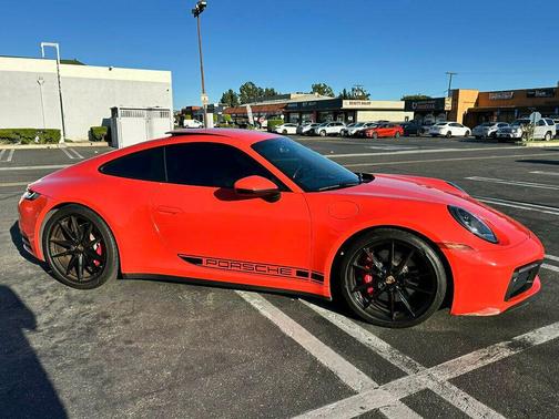 2020 Porsche 911 Carrera S