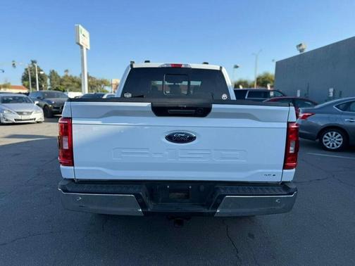 Oxford White 2022 Ford F-150 XLT
