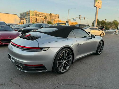 2023 Porsche 911 Carrera