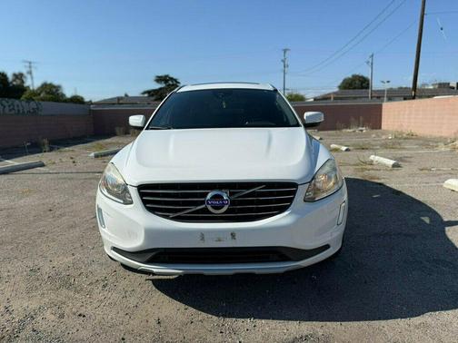 2016 Volvo XC60 T6 Drive-E