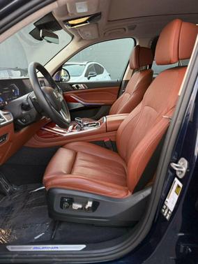 ALPINA Blue Metallic 2024 BMW ALPINA XB7 ALPINA XB7 Sports Activity Vehicle
