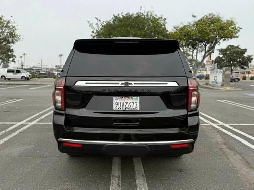 2022 Chevrolet Suburban LT