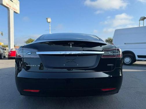 2019 Tesla Model S 100D